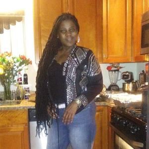 Meet your Posher, Regina